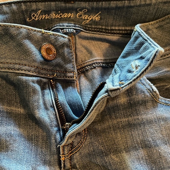 American Eagle Slim Boot Jeans. Size 10 Long - Picture 6 of 7